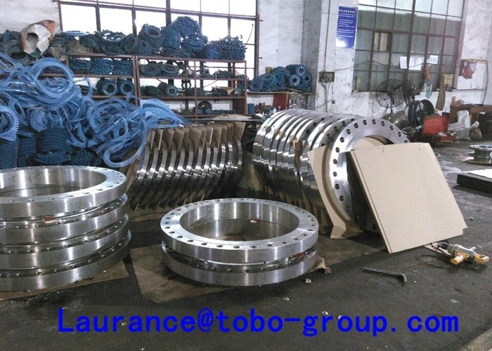 Silver / Gold Color Slip On Welding Steel Pipe Flanges With Transparent Oil Surface Treatment