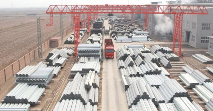 Sıcak Daldırma GI İnşaat İskelesi Yuvarlak Kaynaklı Ön Galvanizli Çelik Boru 0