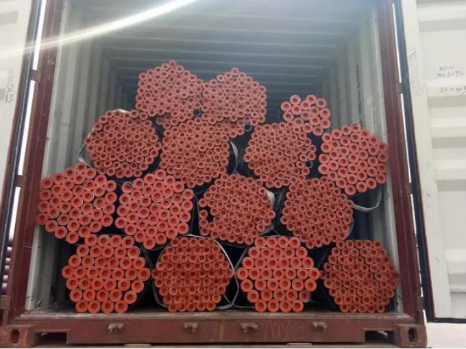 304 201 Yuvarlak Paslanmaz Çelik Boru Dikişsiz Paslanmaz Çelik Boru/Tüp 3