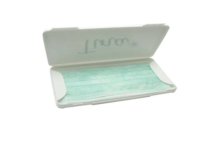 Clean aseptic ety protection box to carry with you a simple japanese-style simple storage mask box